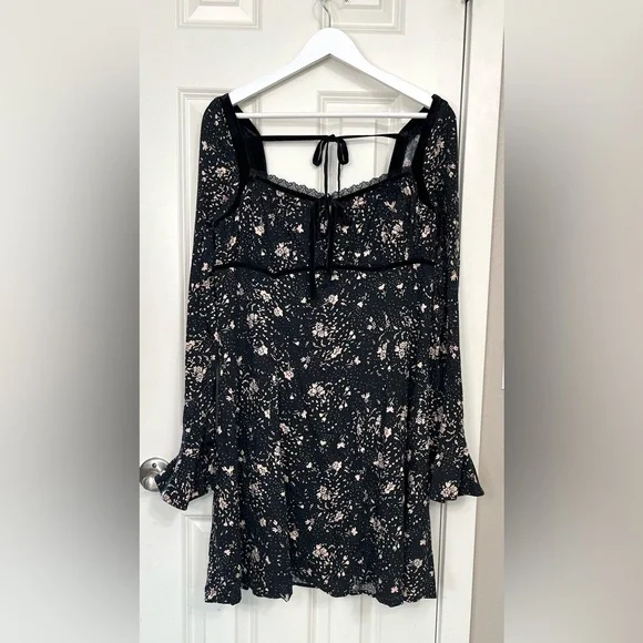 Free People Tess Mini Dress NWOT - Picture 1 of 7